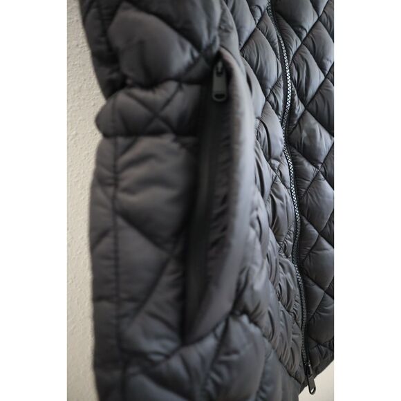 Athleta 599504-00 Women's Sz 2XS Black Whisper Featherless Puffer Vest - Picture 5 of 14